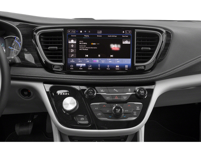 2022 Chrysler Pacifica Hybrid Touring L FWD
