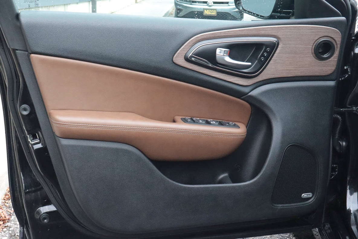 2016 Chrysler 200 4dr Sdn C Platinum FWD