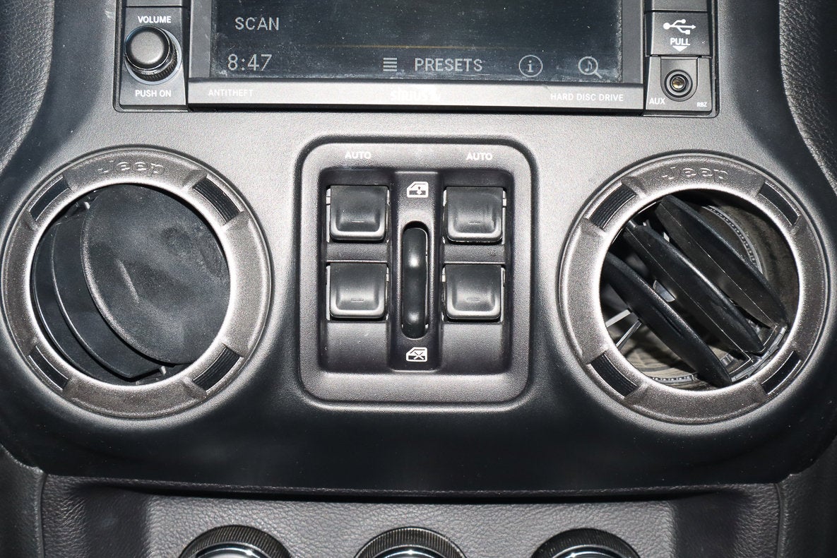 2016 Jeep Wrangler Unlimited 4WD 4dr Sport