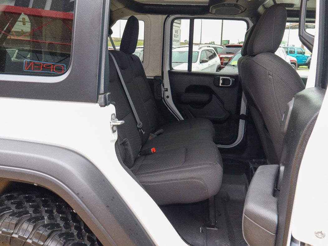 2022 Jeep Wrangler Unlimited Willys 4x4