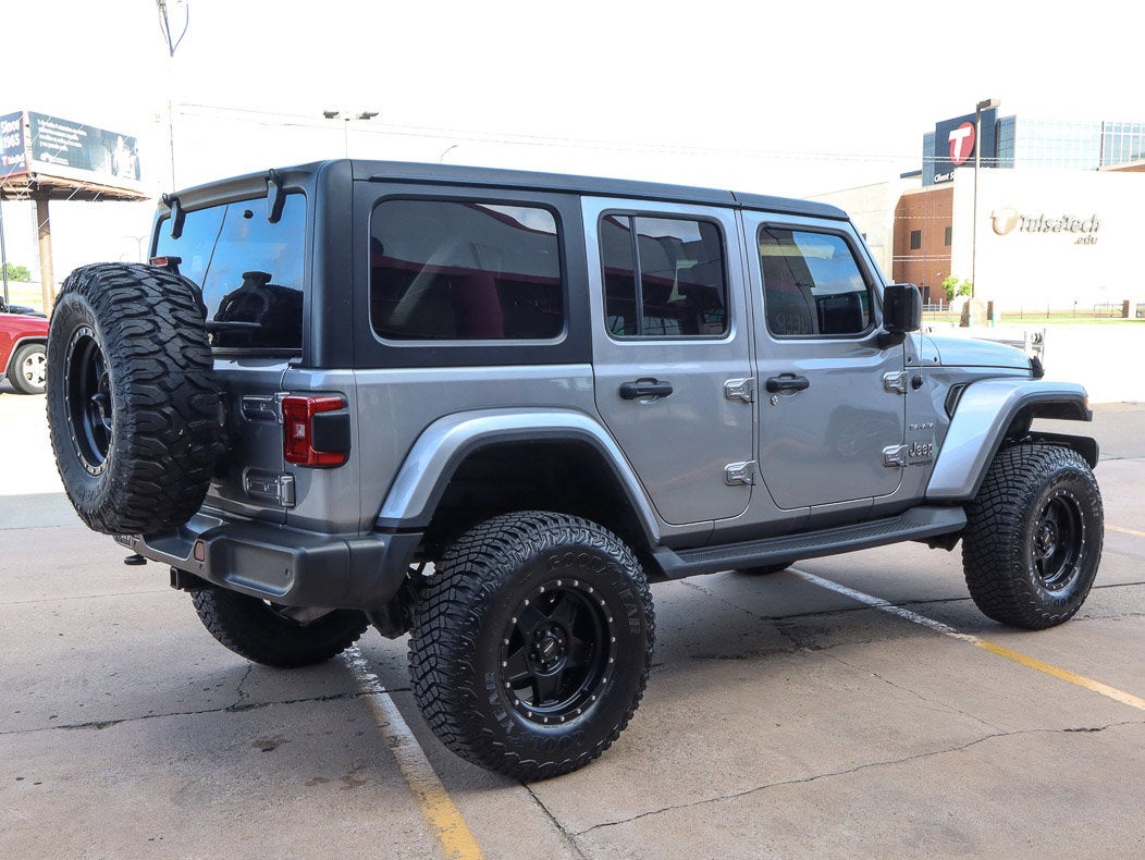 2018 Jeep Wrangler Unlimited Sahara 4x4