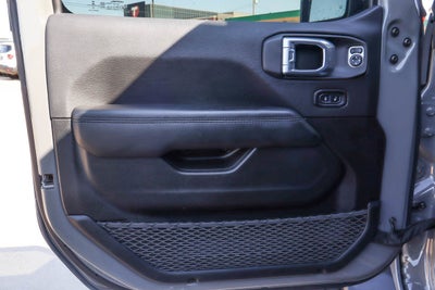 2022 Jeep Wrangler Unlimited Sahara Altitude 4x4
