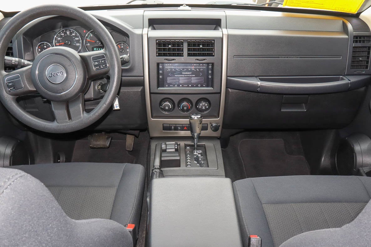 2012 Jeep Liberty 4WD 4dr Sport