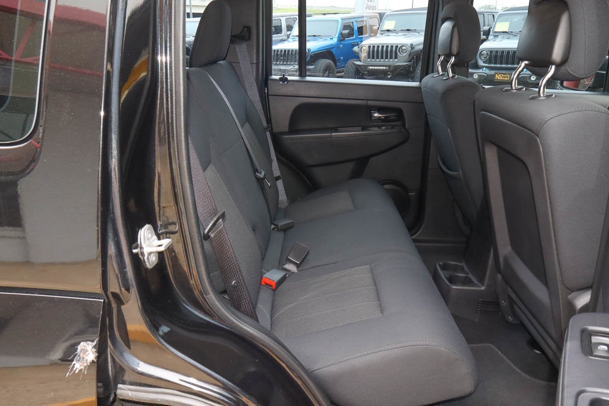 2012 Jeep Liberty 4WD 4dr Sport