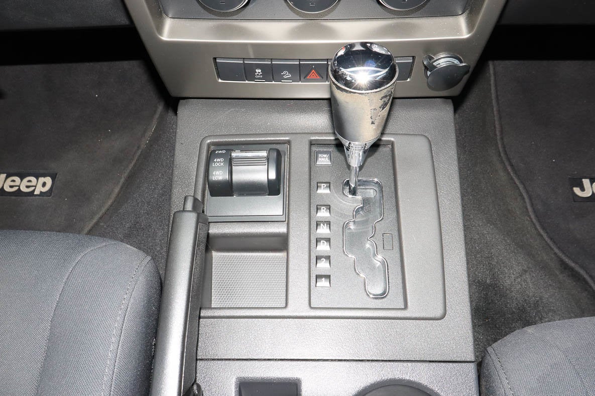 2012 Jeep Liberty 4WD 4dr Sport