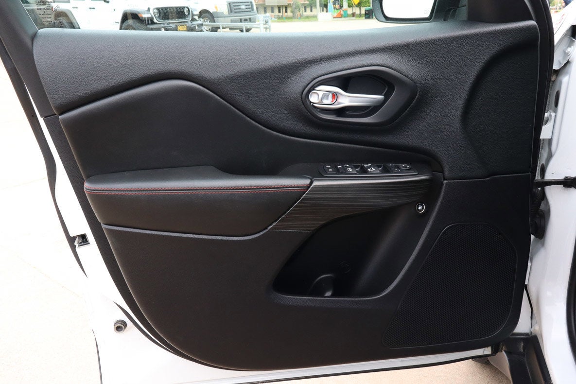 2015 Jeep Cherokee 4WD 4dr Trailhawk