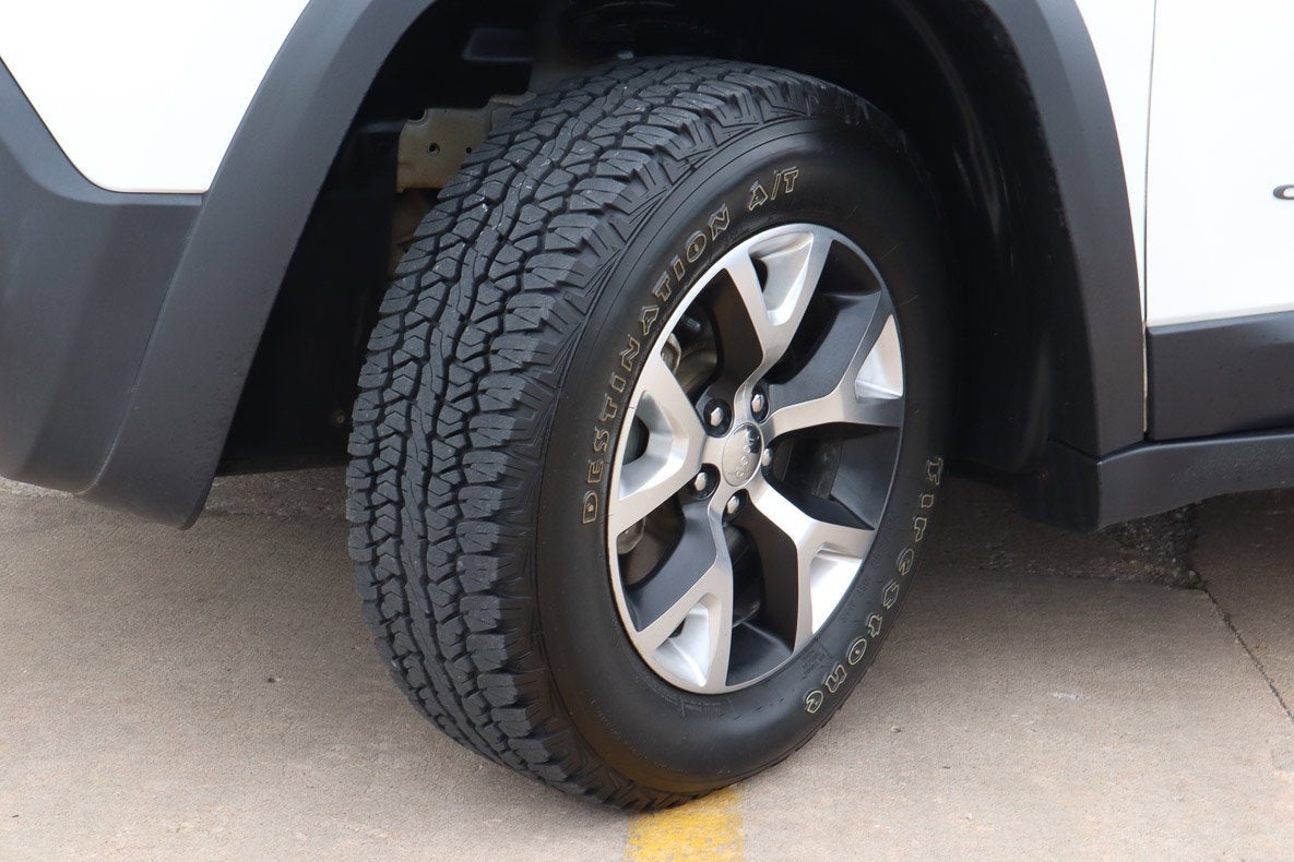 2015 Jeep Cherokee 4WD 4dr Trailhawk