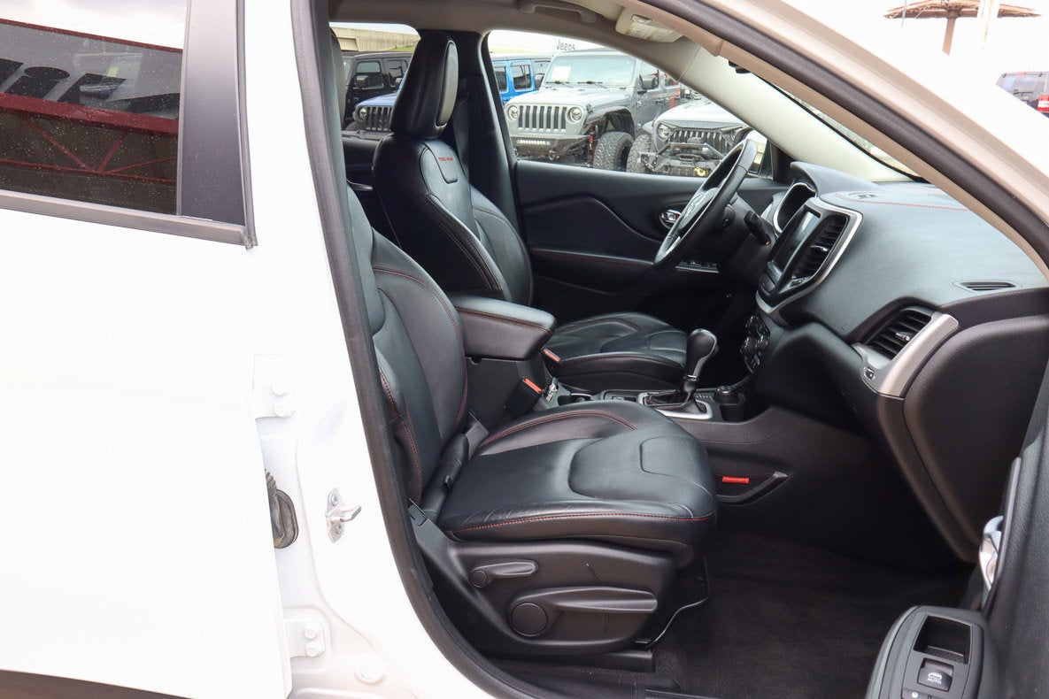 2015 Jeep Cherokee 4WD 4dr Trailhawk