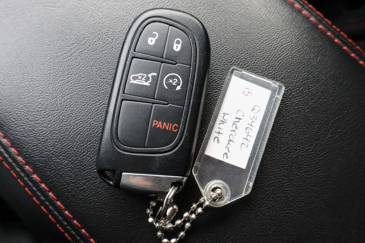2015 Jeep Cherokee 4WD 4dr Trailhawk