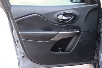 2021 Jeep Cherokee Freedom