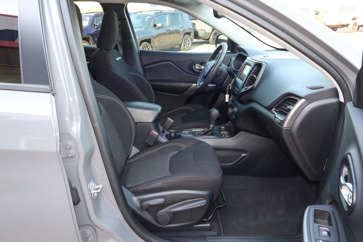 2021 Jeep Cherokee Freedom