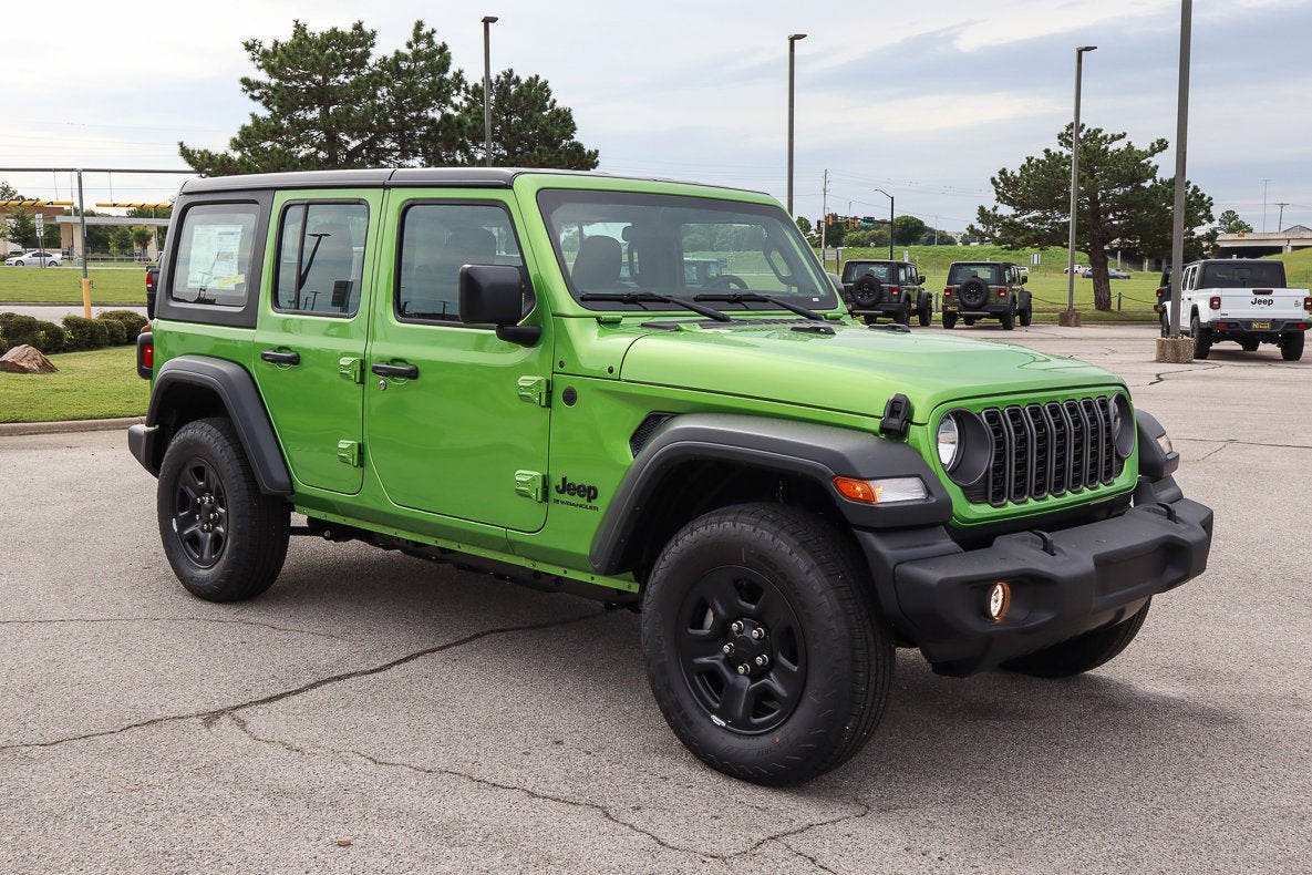 2025 Jeep Wrangler Sport