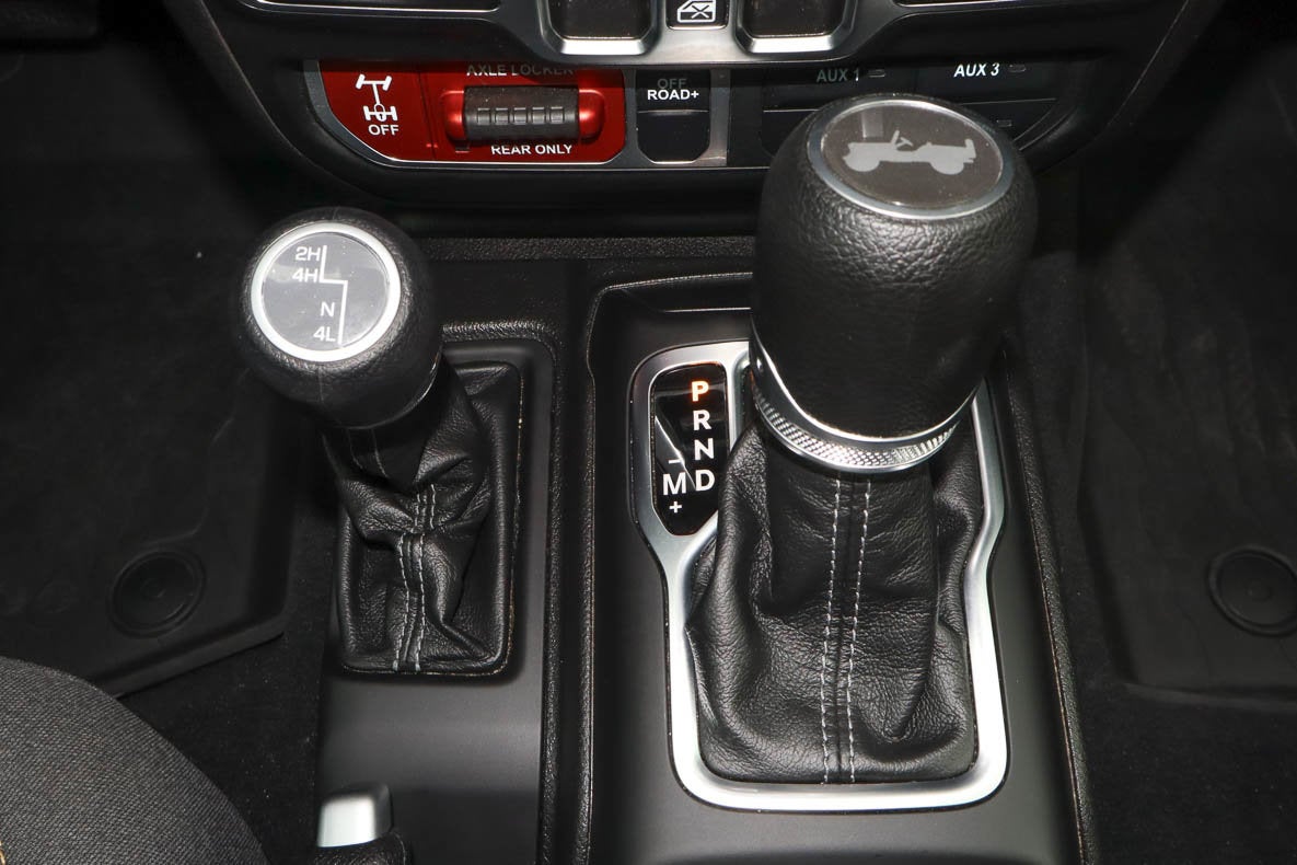 2025 Jeep Wrangler Willys 4 Door 4x4
