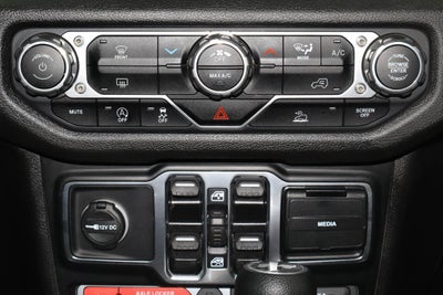 2025 Jeep Wrangler Willys 4 Door 4x4