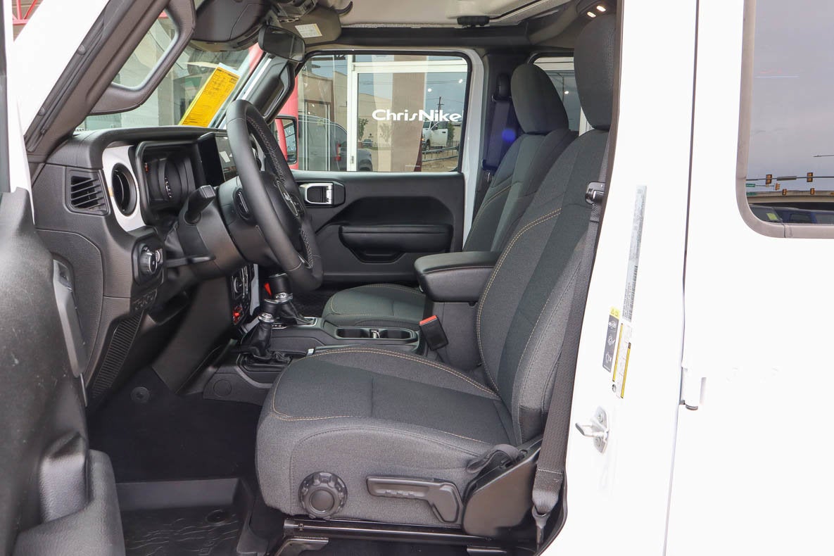 2025 Jeep Wrangler Willys 4 Door 4x4