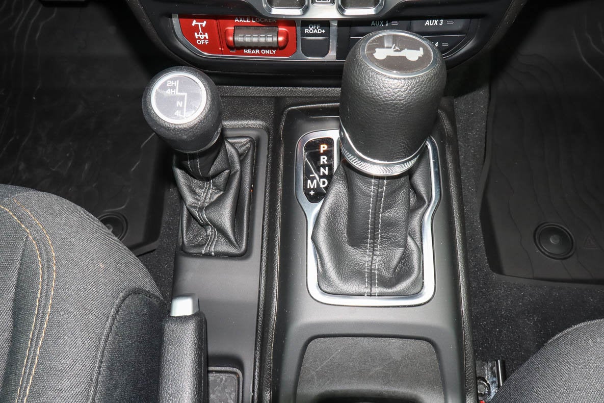 2025 Jeep Wrangler Willys 4 Door 4x4