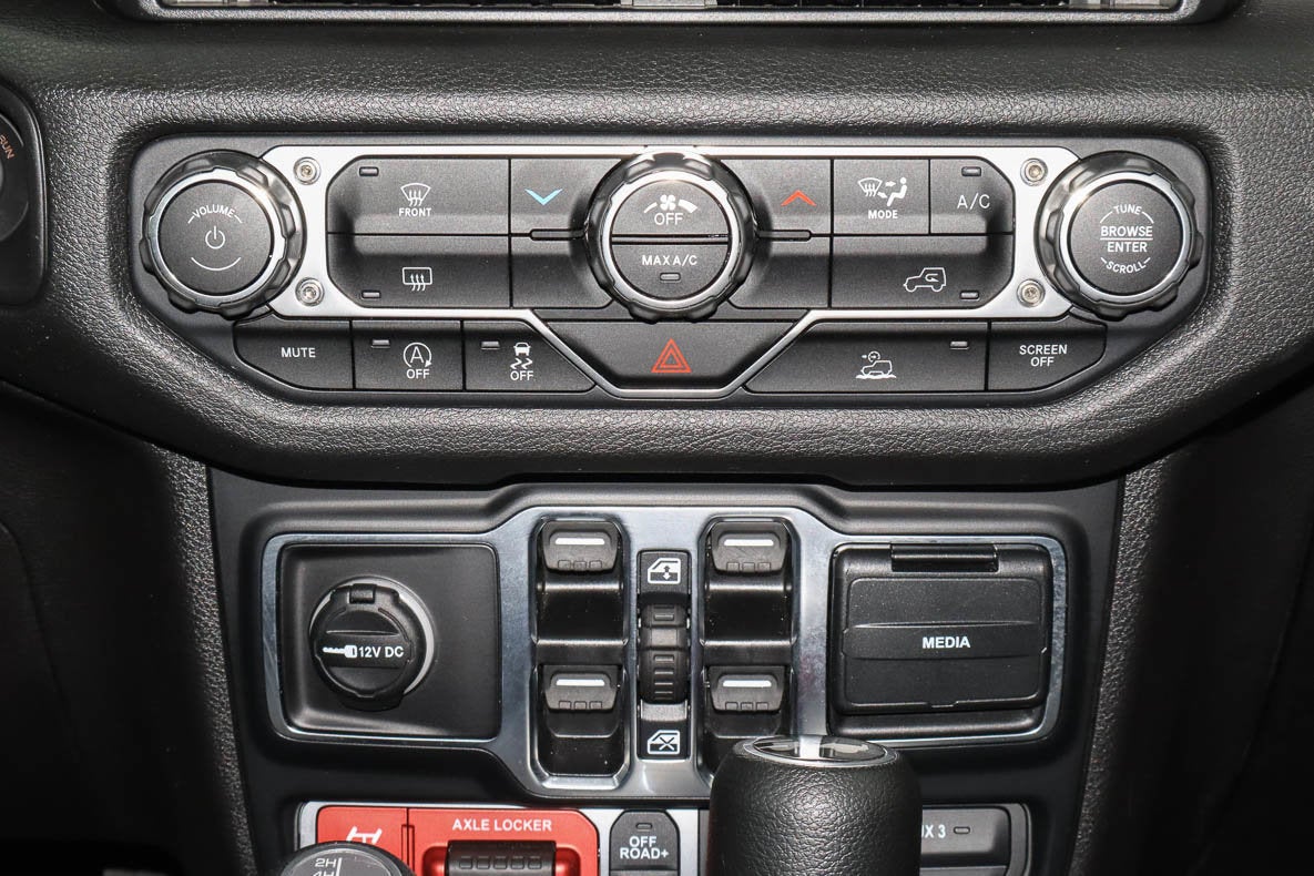 2025 Jeep Wrangler Willys 4 Door 4x4