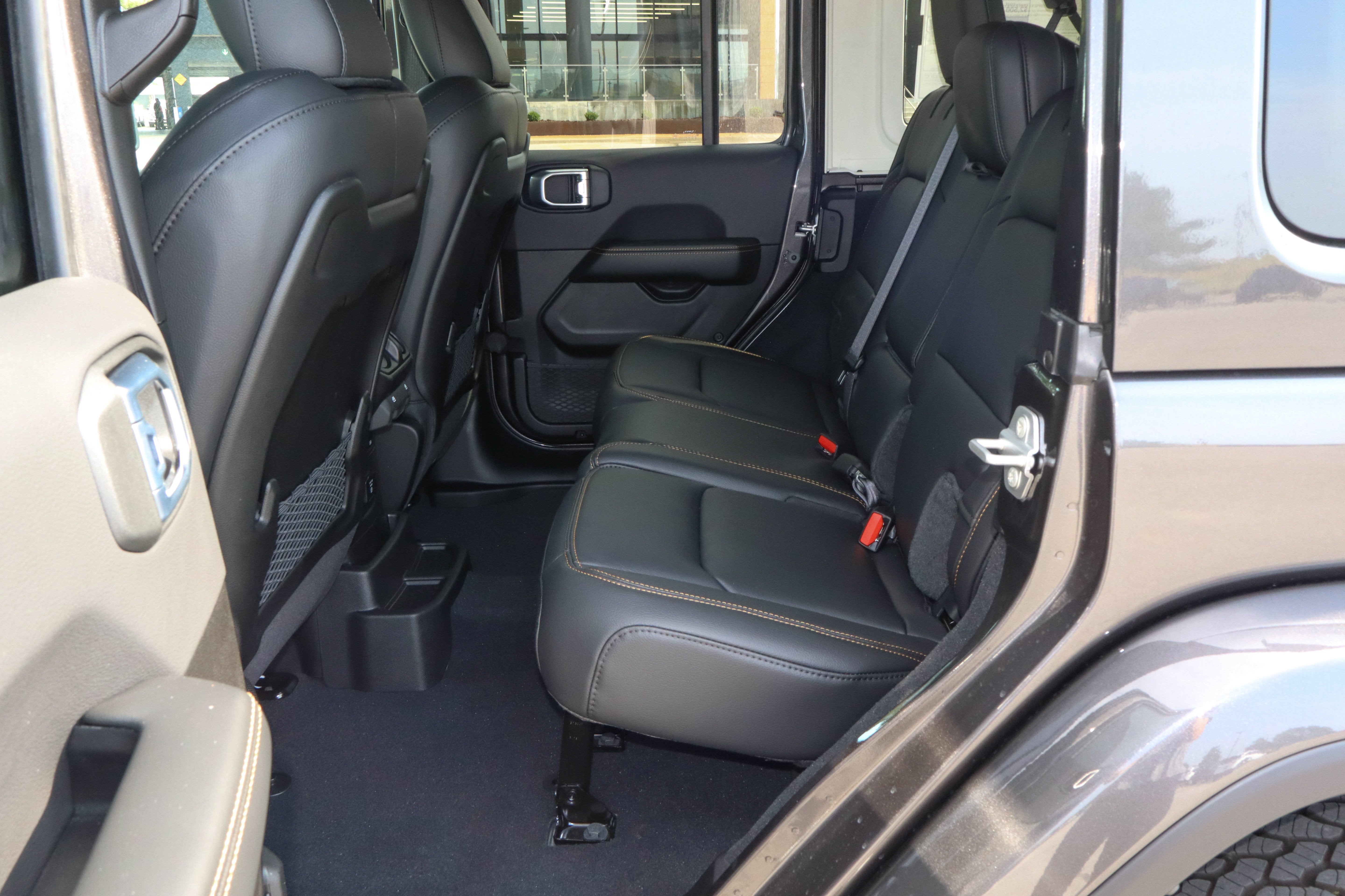 2026 Jeep Wrangler Sahara 4 Door 4x4