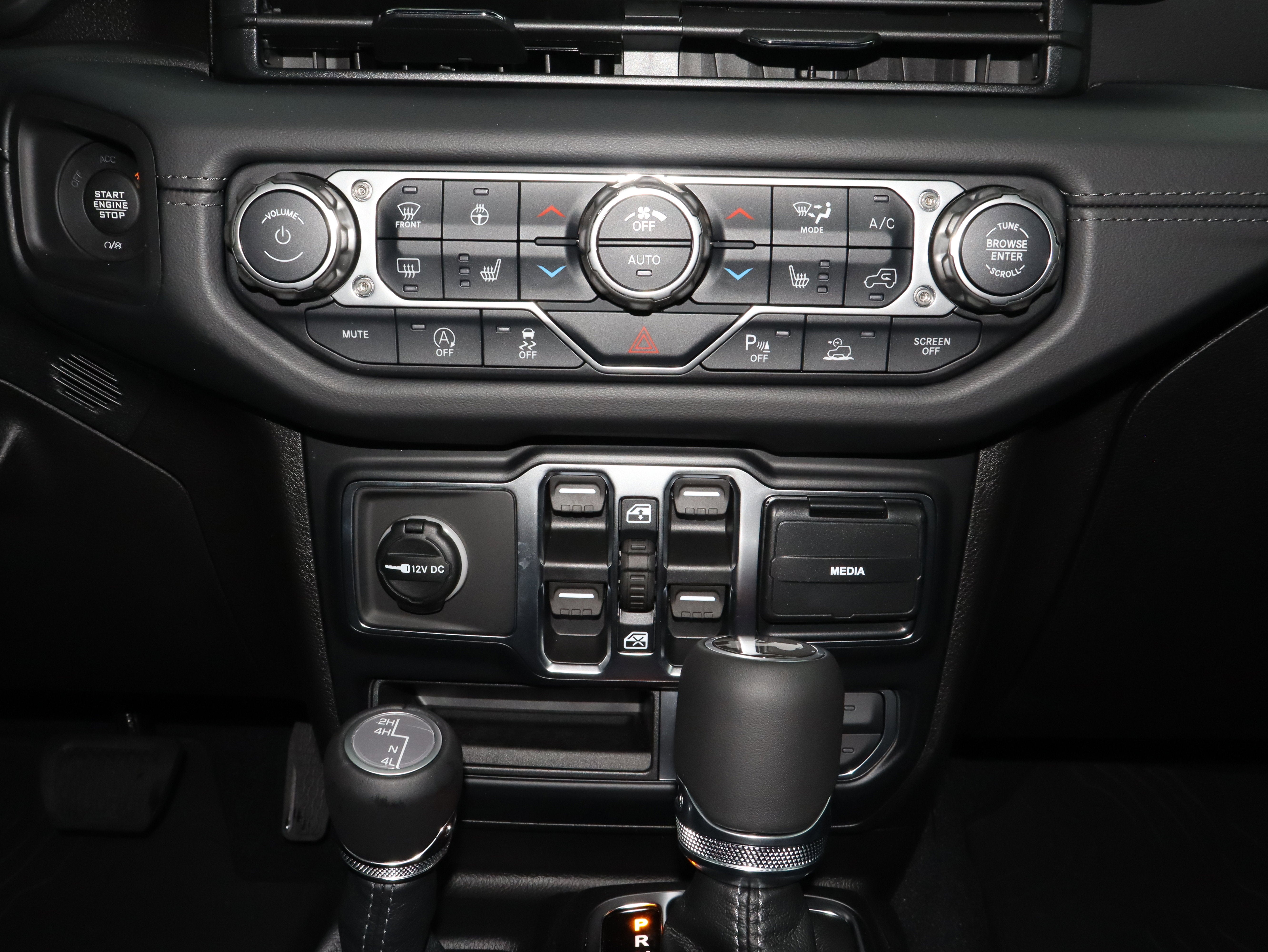 2026 Jeep Wrangler Sahara 4 Door 4x4