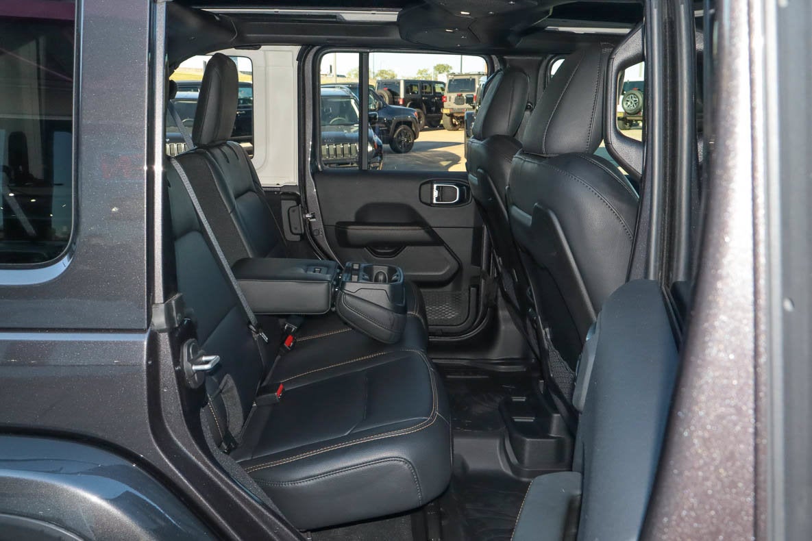 2025 Jeep Wrangler Sahara 4 Door 4x4