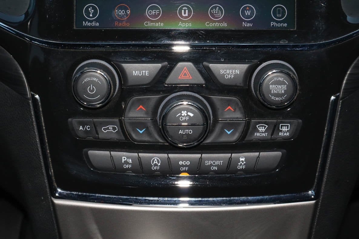 2019 Jeep Grand Cherokee Altitude 4x2