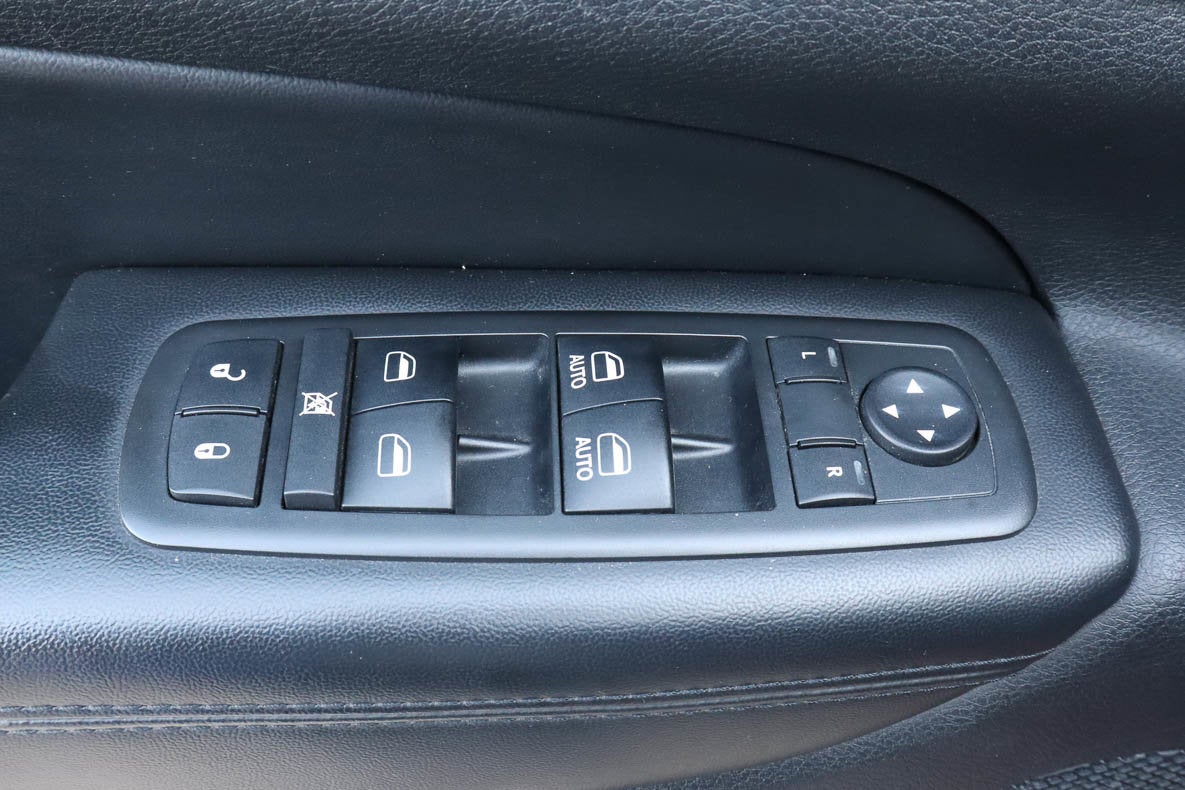 2013 Jeep Grand Cherokee 4WD 4dr Limited