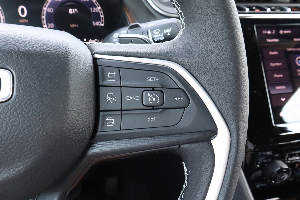 2025 Jeep Grand Cherokee Laredo X