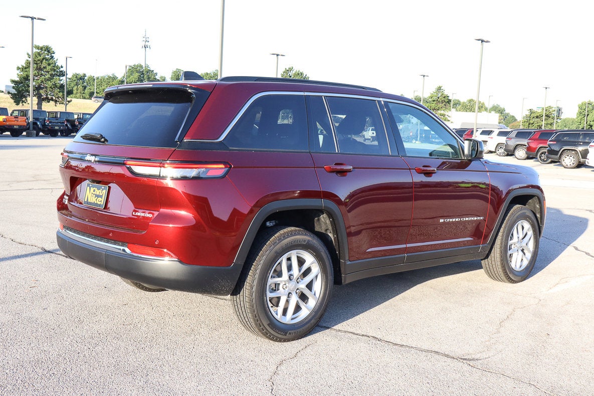 2025 Jeep Grand Cherokee Laredo X