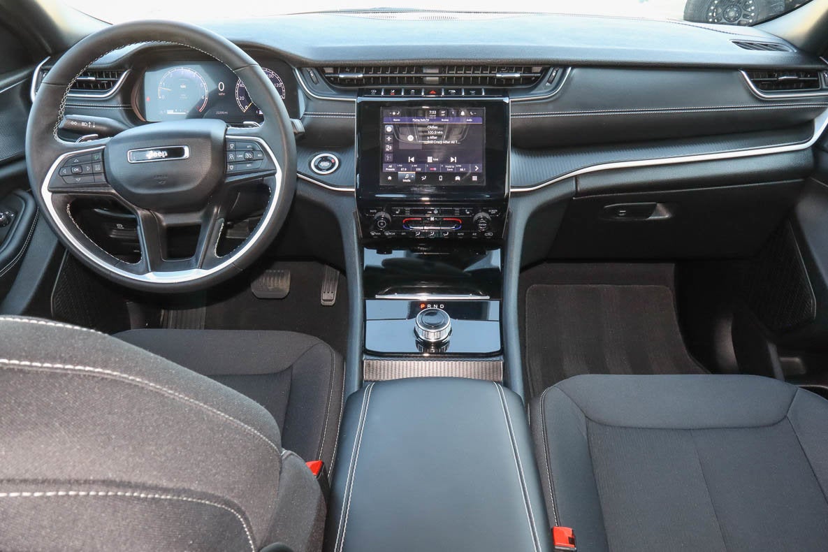 2024 Jeep Grand Cherokee Laredo X 4x4