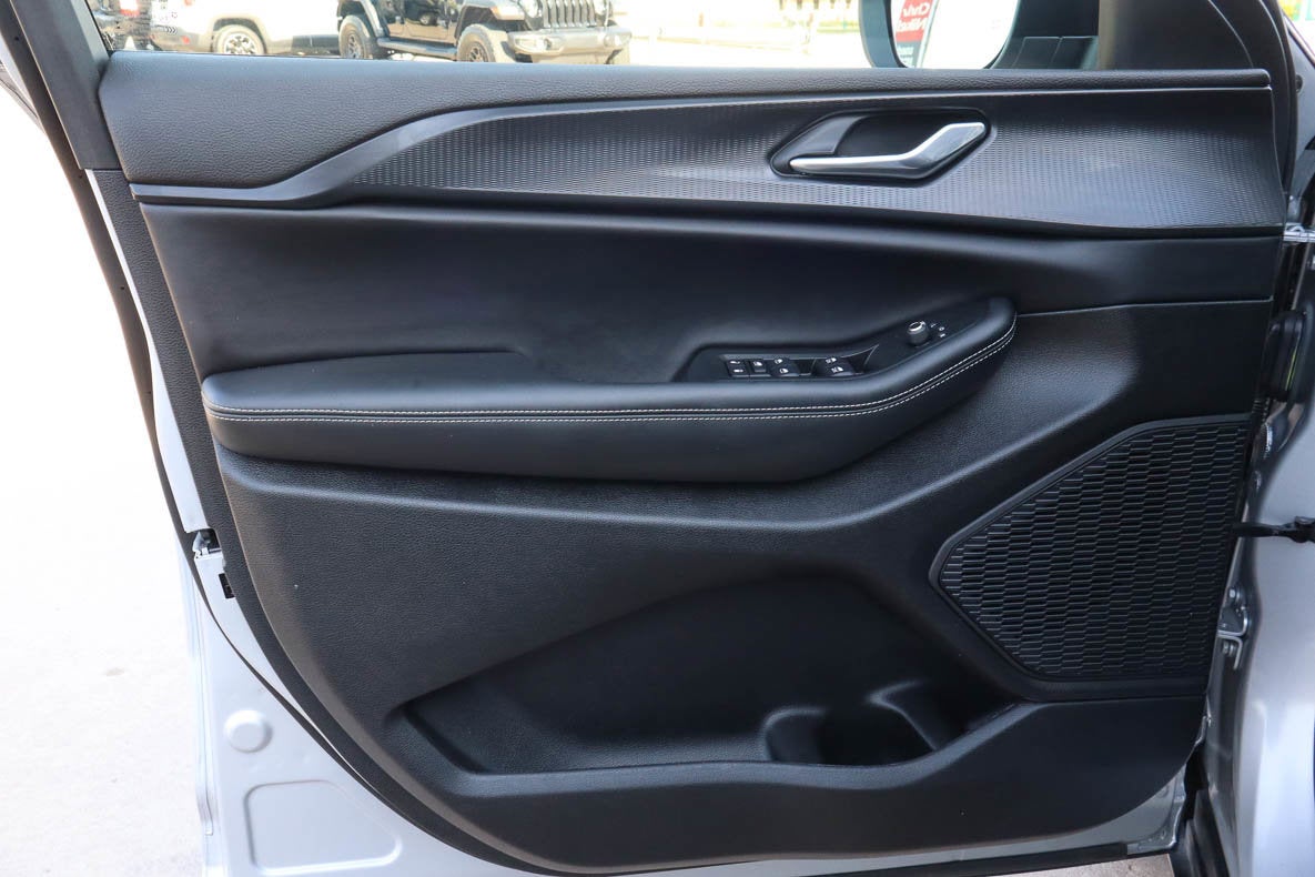 2024 Jeep Grand Cherokee Laredo X 4x4