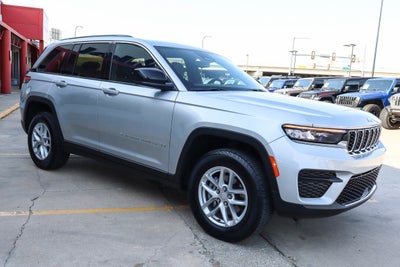 2024 Jeep Grand Cherokee Laredo X 4x4