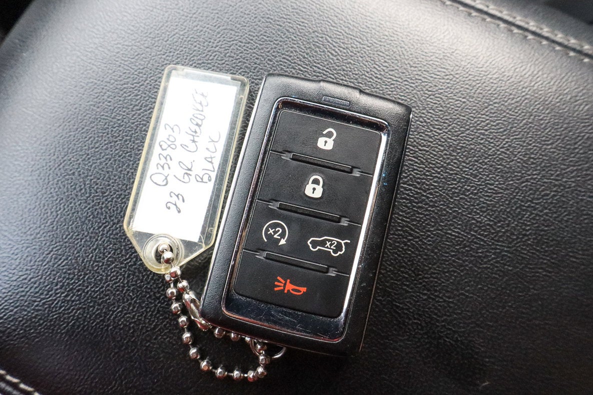 2023 Jeep Grand Cherokee Altitude