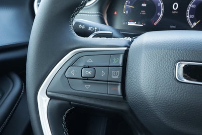 2026 Jeep Grand Cherokee Laredo 4x4