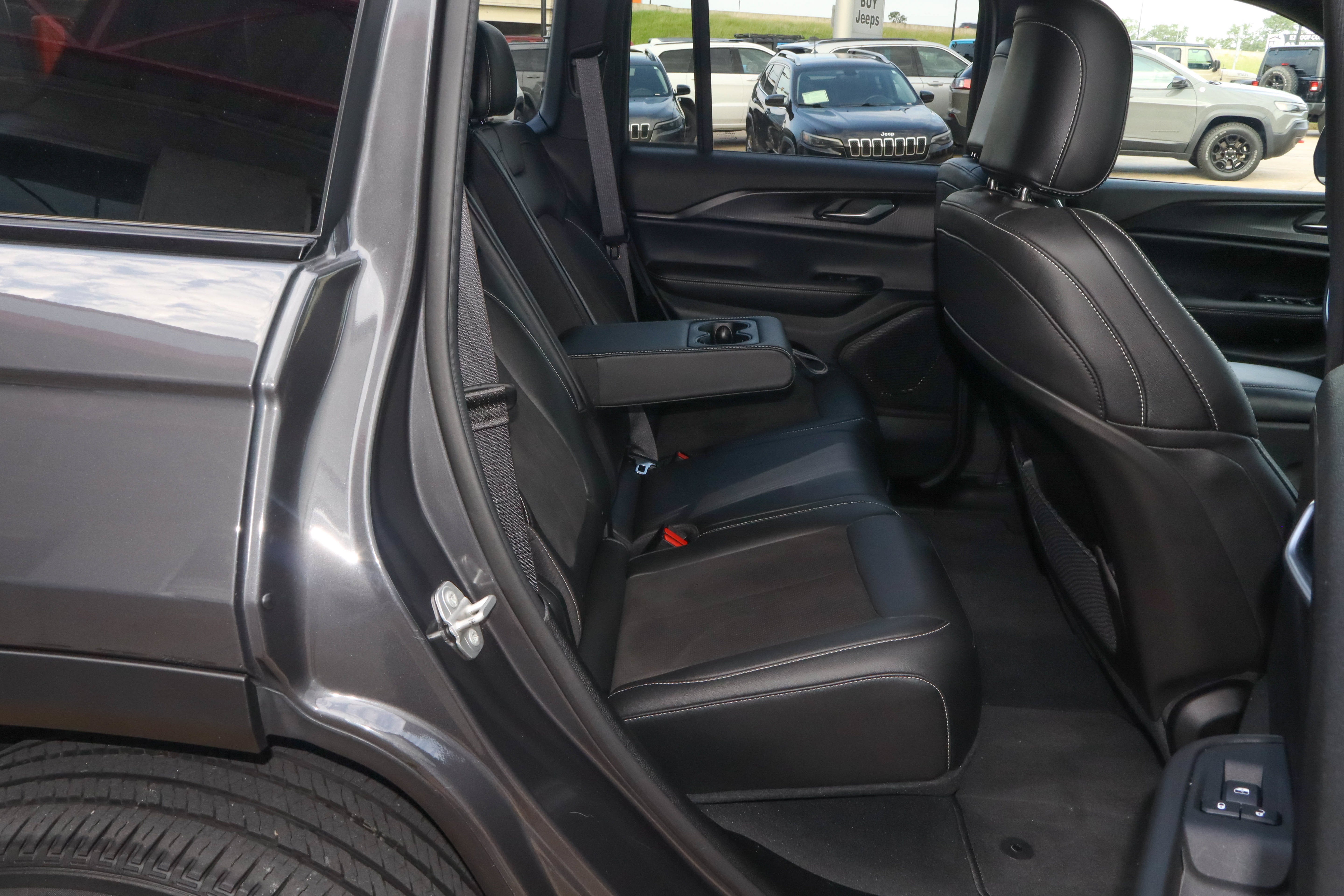 2023 Jeep Grand Cherokee Altitude 4x4