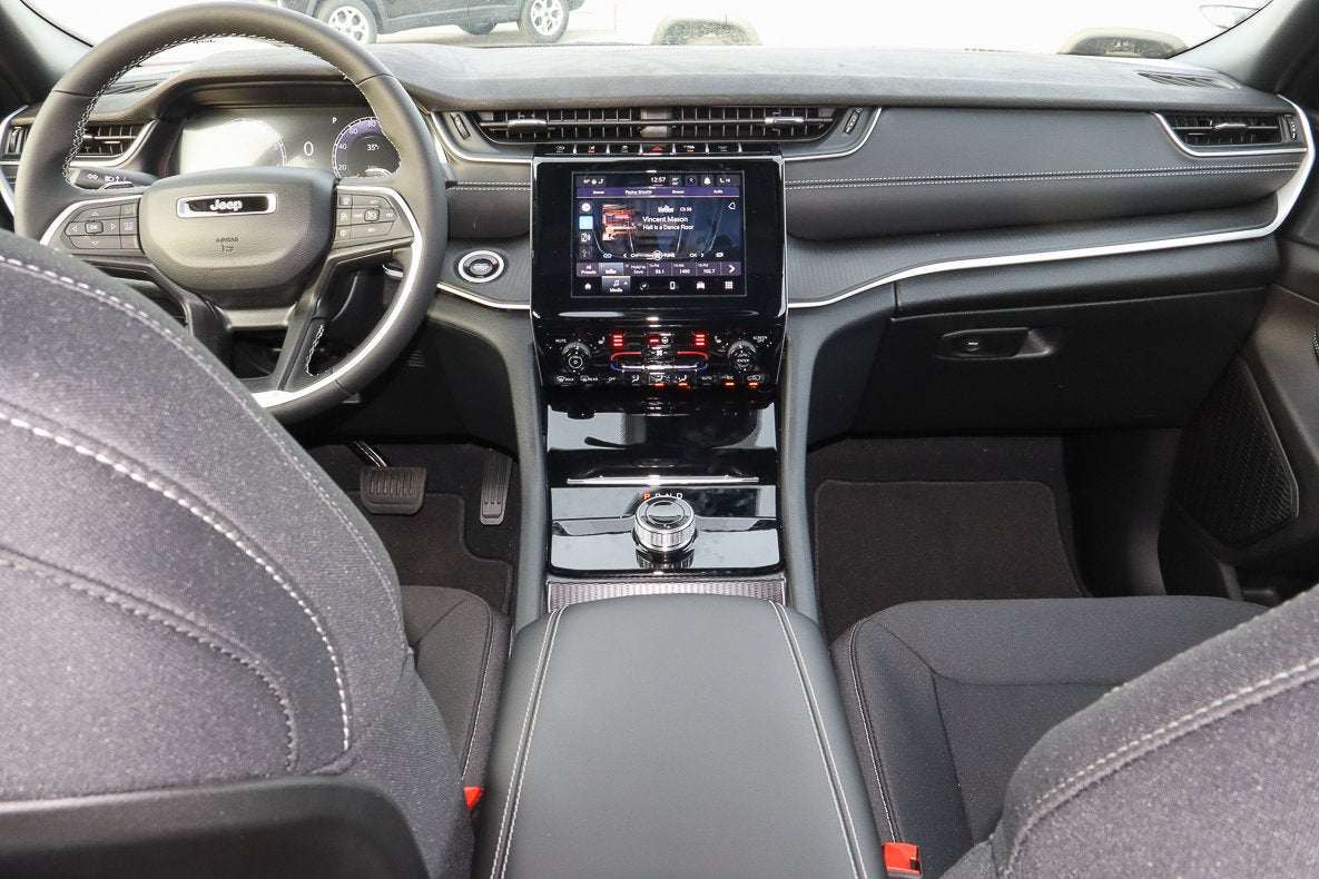 2025 Jeep Grand Cherokee Laredo X