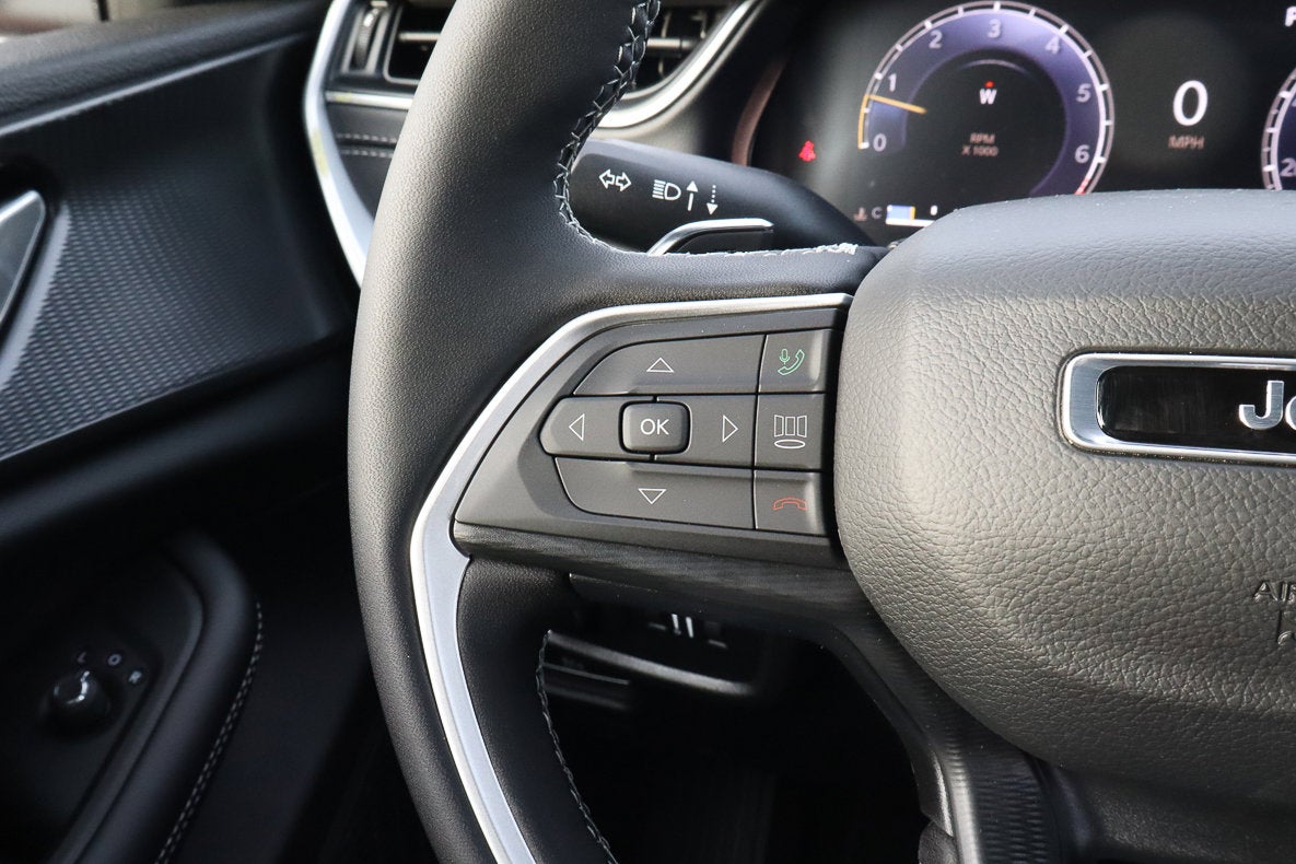 2025 Jeep Grand Cherokee Laredo X