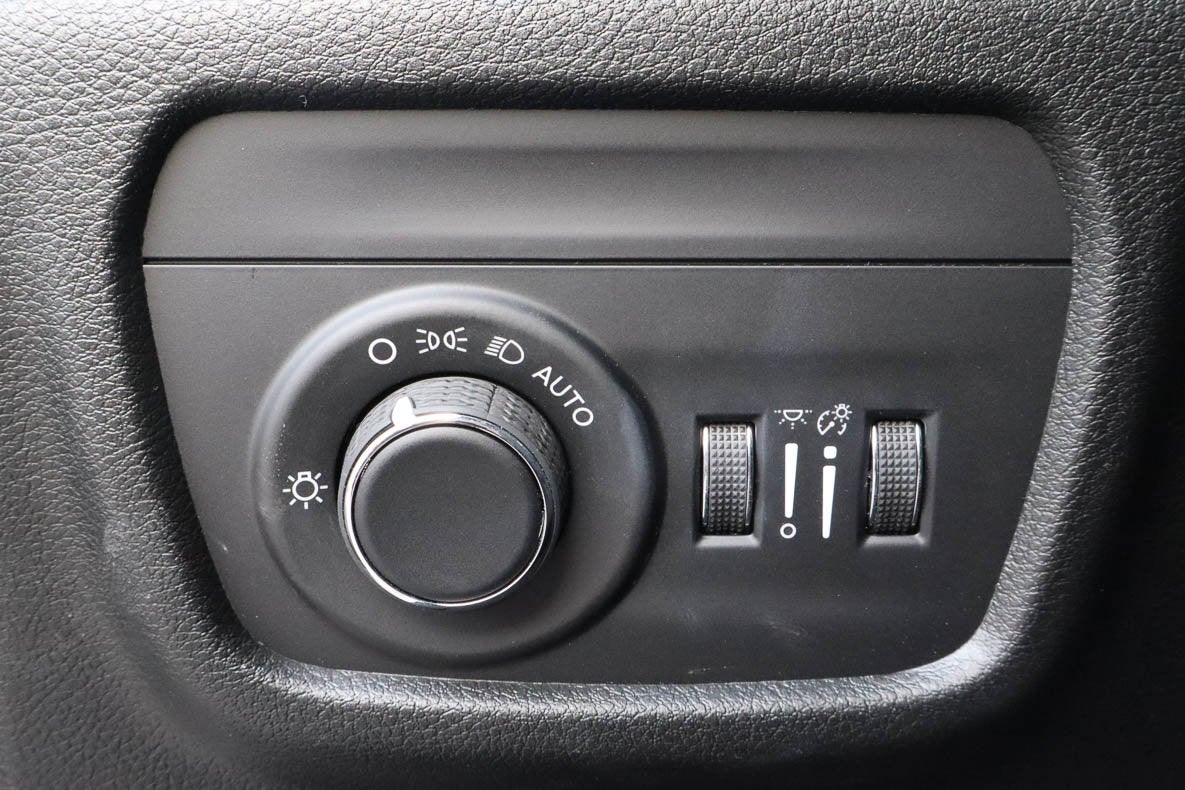 2026 Jeep Grand Cherokee Laredo X 4x4