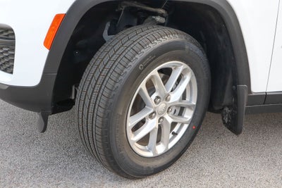 2026 Jeep Grand Cherokee Laredo X 4x4