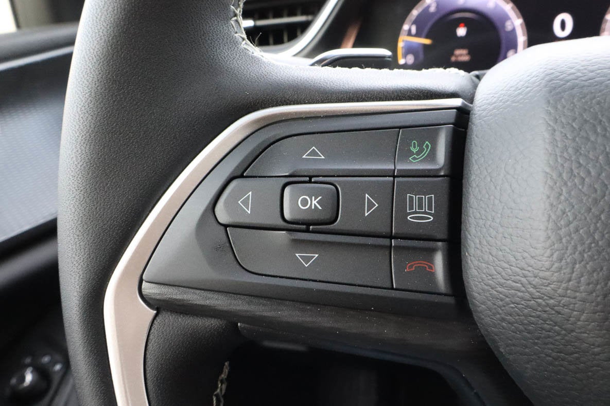 2026 Jeep Grand Cherokee Laredo X 4x4