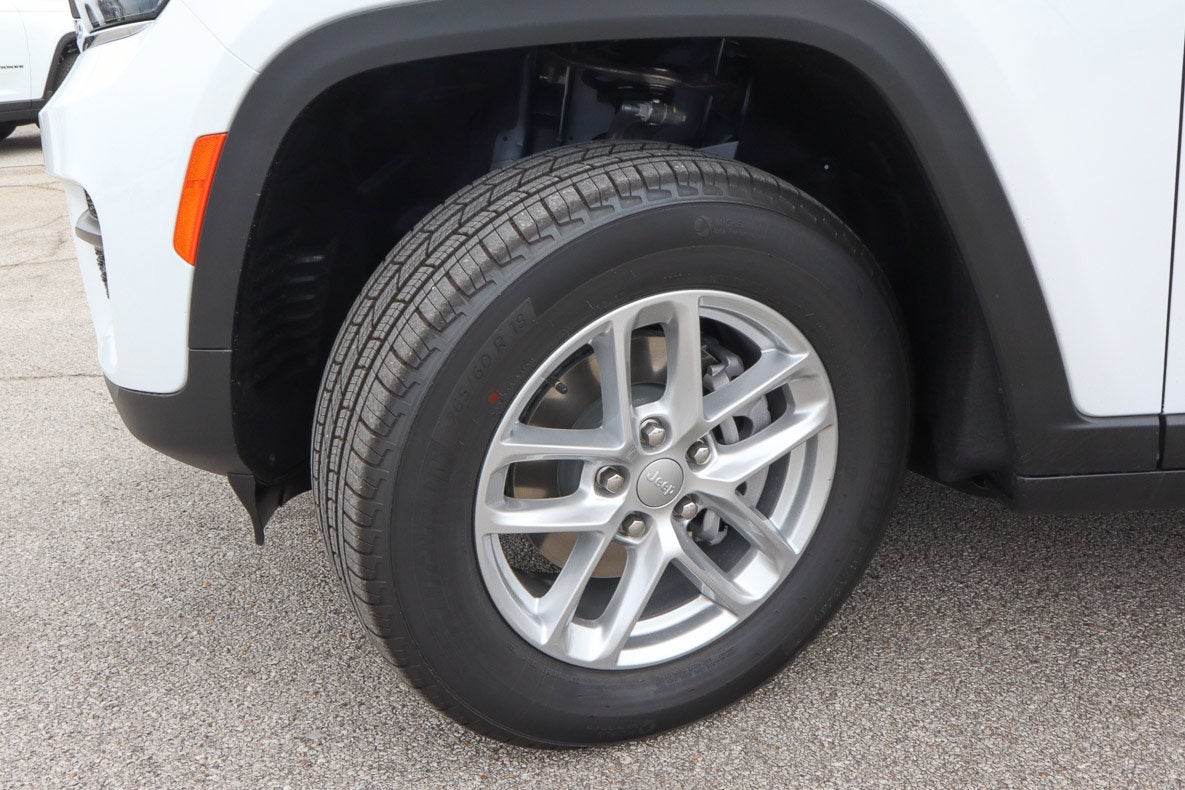 2026 Jeep Grand Cherokee Laredo X 4x4