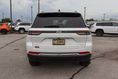 2026 Jeep Grand Cherokee Laredo X 4x4