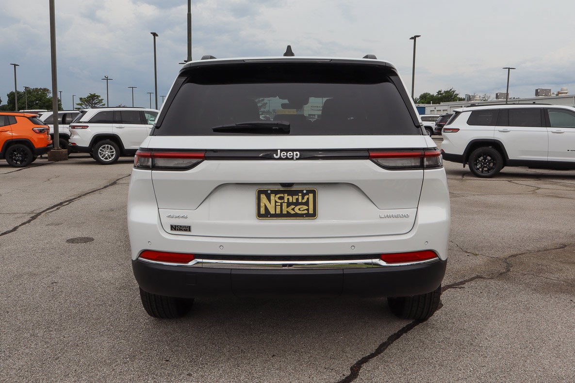 2026 Jeep Grand Cherokee Laredo X 4x4