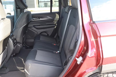 2026 Jeep Grand Cherokee Laredo X 4x4