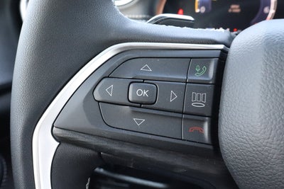 2026 Jeep Grand Cherokee Laredo X 4x4