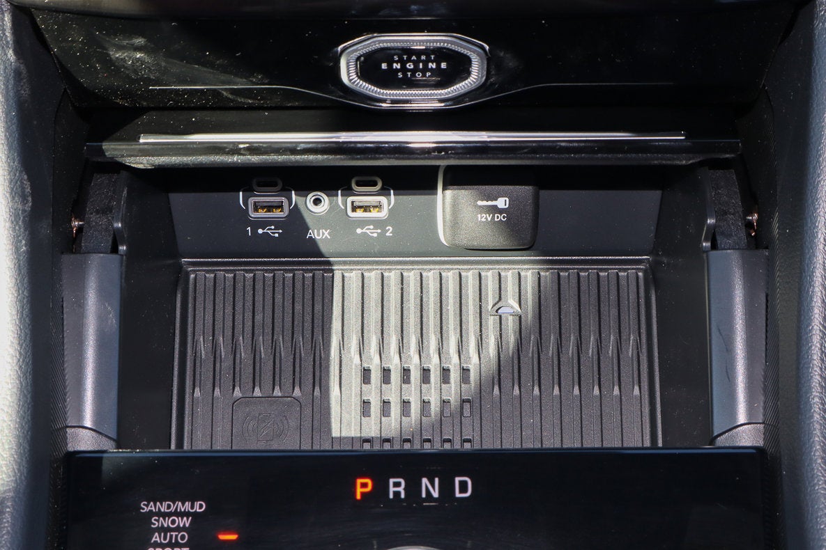 2026 Jeep Grand Cherokee Laredo Altitude 4x4