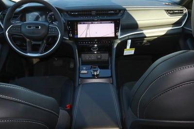 2026 Jeep Grand Cherokee Laredo Altitude 4x4