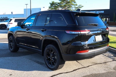 2026 Jeep Grand Cherokee Laredo Altitude 4x4