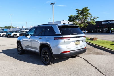2026 Jeep Grand Cherokee Laredo Altitude 4x4