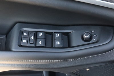 2026 Jeep Grand Cherokee Laredo Altitude 4x4