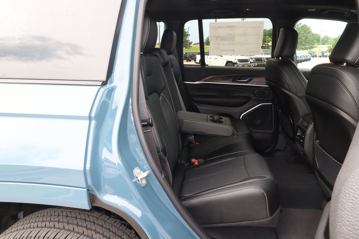 2026 Jeep Grand Cherokee Limited Reserve 4x4